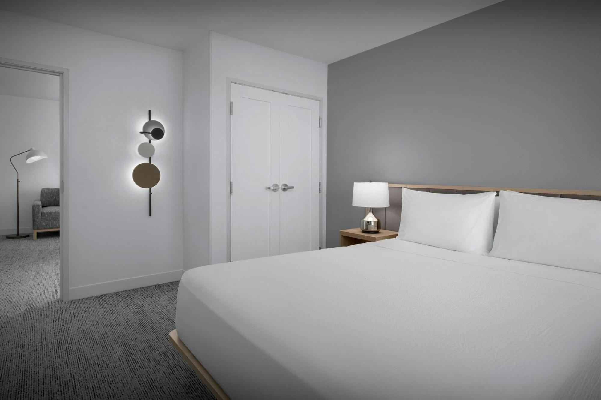 Towneplace Suites By Marriott Fort Myers Gulf Coast Exterior foto