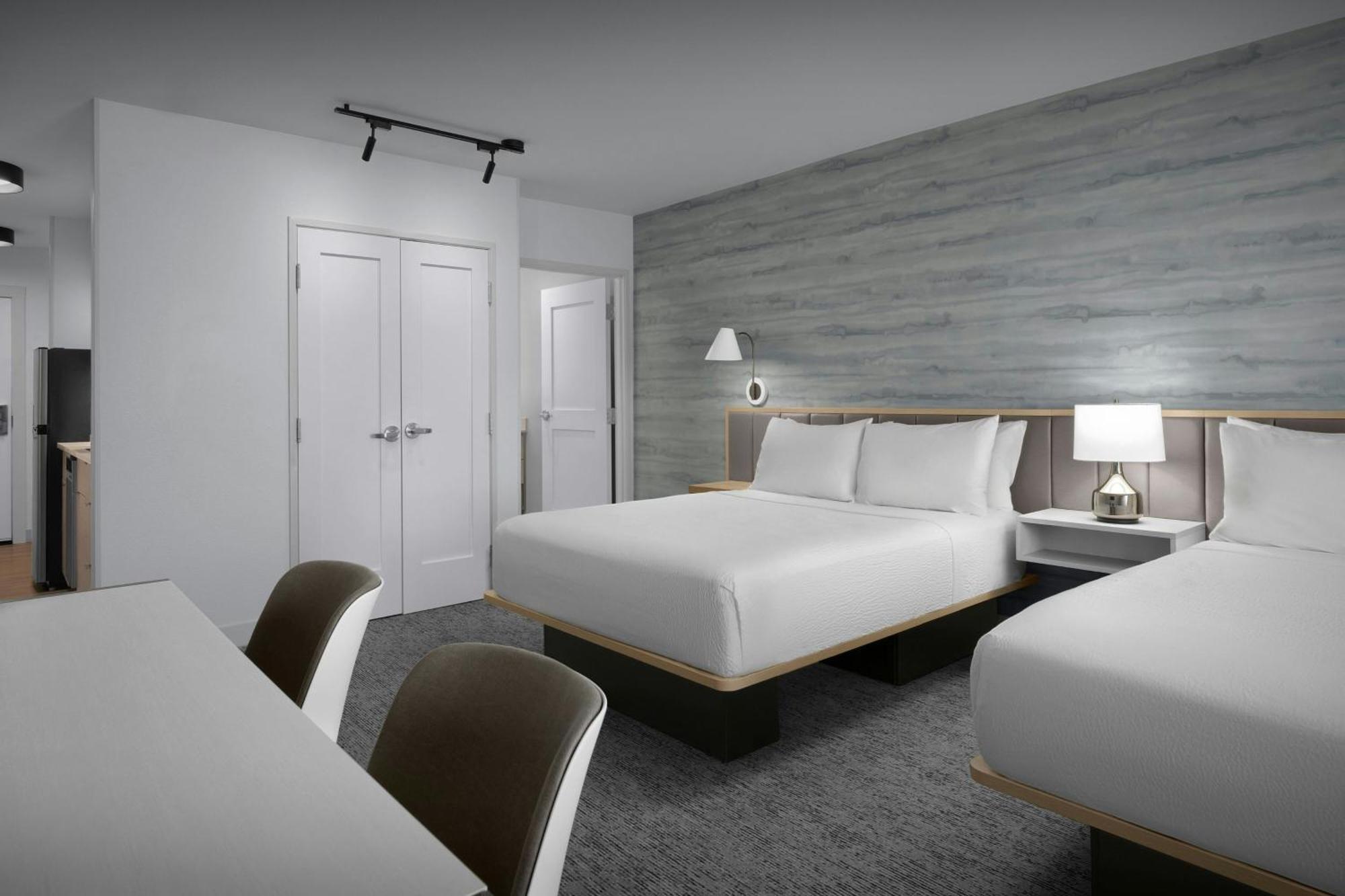 Towneplace Suites By Marriott Fort Myers Gulf Coast Exterior foto