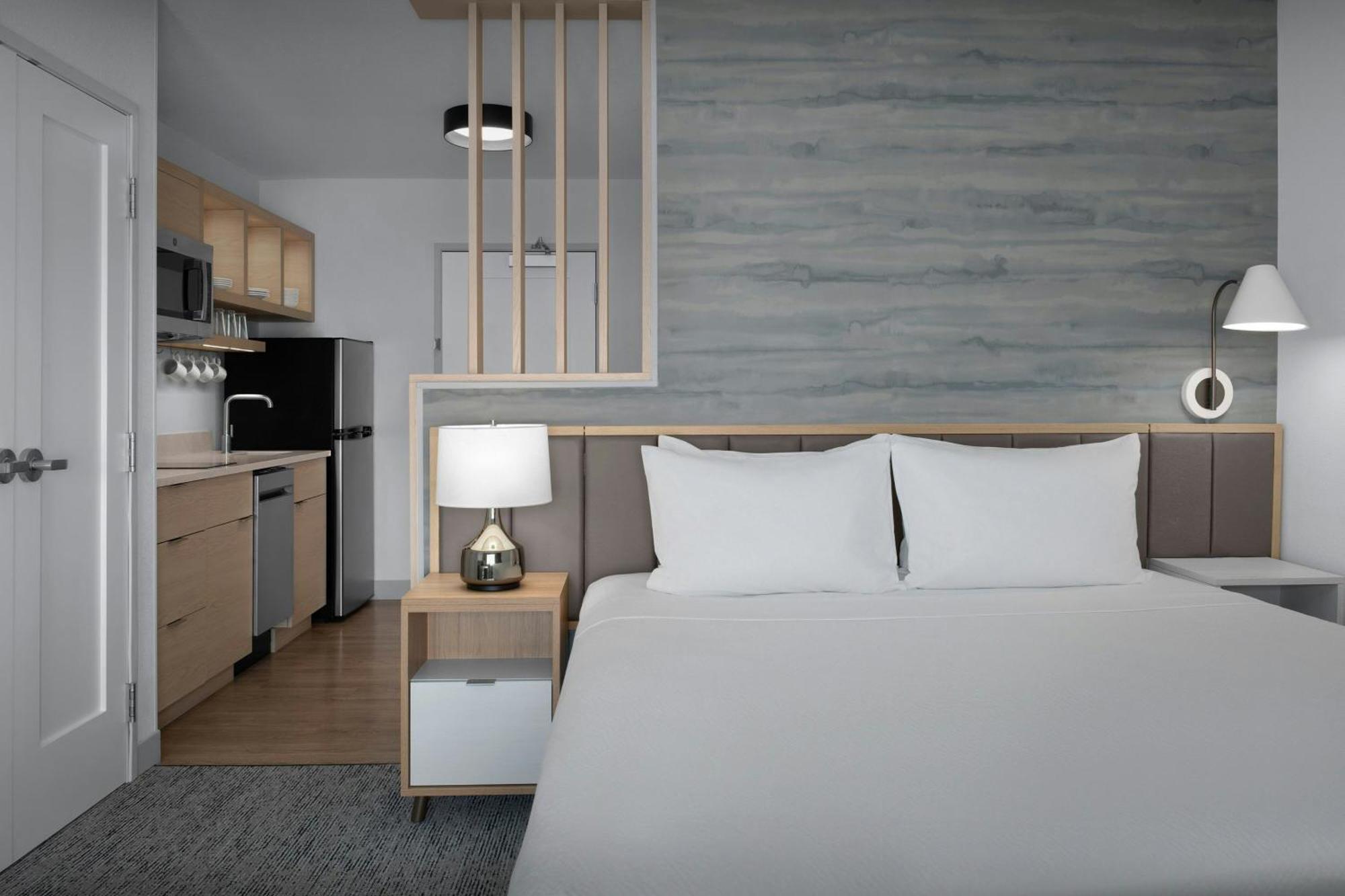 Towneplace Suites By Marriott Fort Myers Gulf Coast Exterior foto